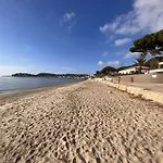 T3 Climatise Avec Jardin Privatif - Proche Plages Et Commerces A - Fr-1-226b-32