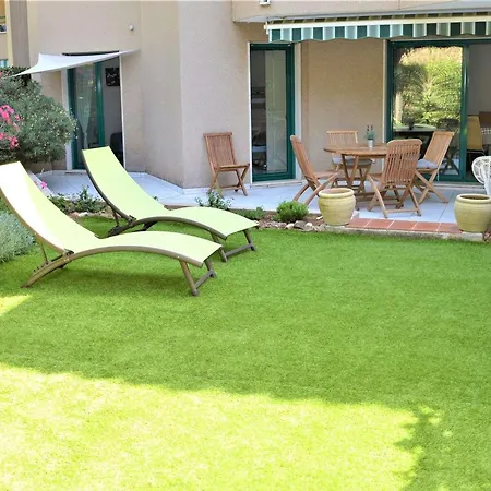 Apartment T3 Climatise Avec Jardin Privatif - Proche Plages Et Commerces A - Fr-1-226b-32 Cavalaire-sur-Mer