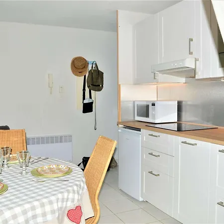 T3 Climatise Avec Jardin Privatif - Proche Plages Et Commerces A - Fr-1-226b-32 * Cavalaire-sur-Mer